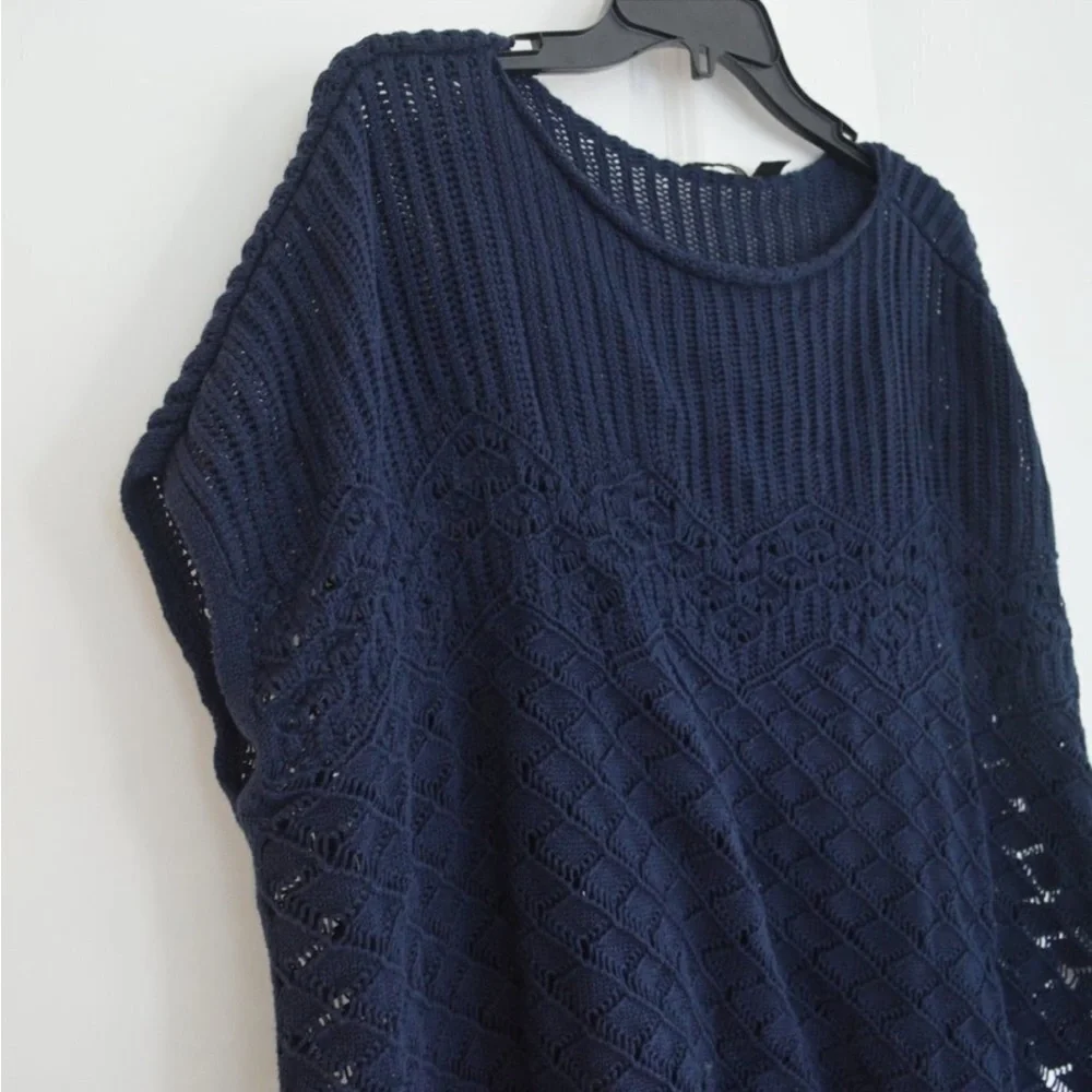Jeanne Pierre Crochet Beach Cover Up Navy Blue Cap Sleeve Boxy Poncho Size M